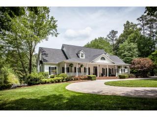 2478 Burnt Hickory Rd, Marietta, GA 30064-1352