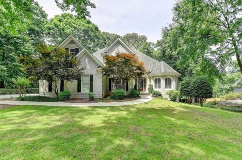 10635 Edgewater Pl, Duluth, GA 30097-1847