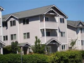 4008 Rucker Ave, Everett, WA 98201-4881