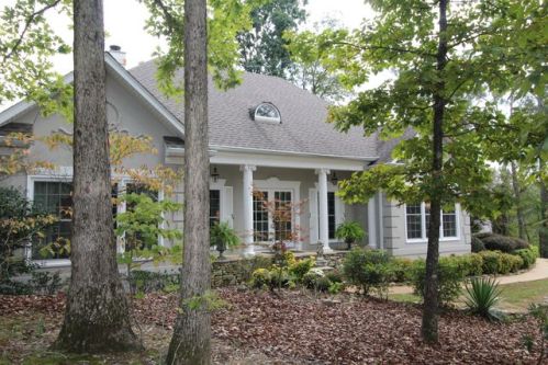535 Whispering Pines Dr, Trenton, GA 30752-4671