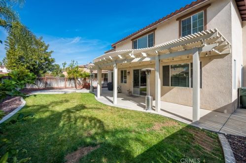 4256 Pondhill Ct, Riverside CA  92505-3464 exterior