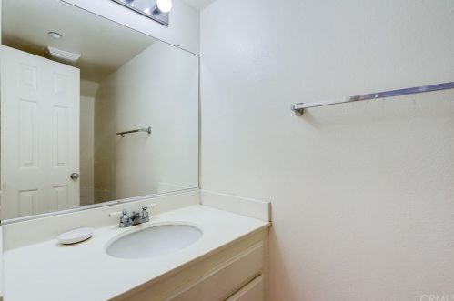 503 Larkridge, Irvine CA  92618-4017 exterior