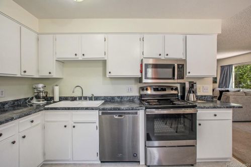 1680 Evanston St, Aurora CO 80014-3920 exterior