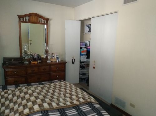 152 Larchmont Way, Lemont IL  60440-2669 exterior