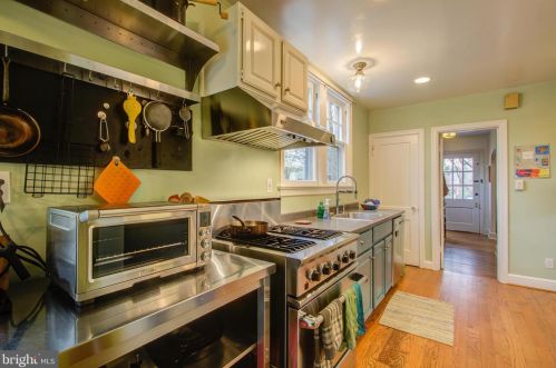 311 Lincoln Ave, Silver Spring MD 20912-5713 exterior