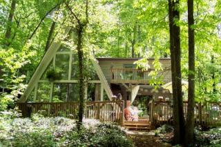 2020 Felton Pl, Buford, GA 30518-1106
