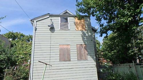 11 111th Pl, Chicago, IL 60628-4318