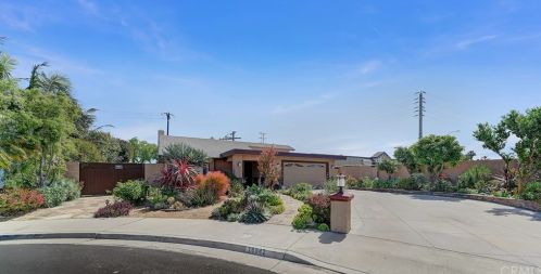 16842 Leafwood Cir, Huntington Beach, CA 92647-4851