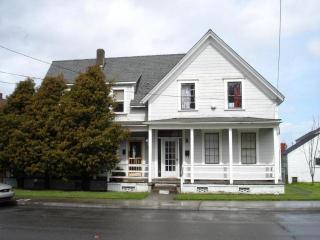 1133 7th St, Eureka, CA 95501-1130