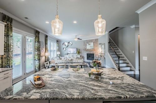 4215 Carver Dr, Atlanta GA  30360-2546 exterior
