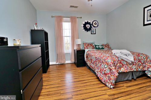 1756 Johnnycake Ln, Harpers Ferry WV 25425-6078 exterior