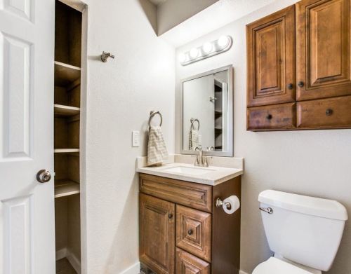 2137 Vlg Grn Dr, Garland TX 75044-7145 exterior