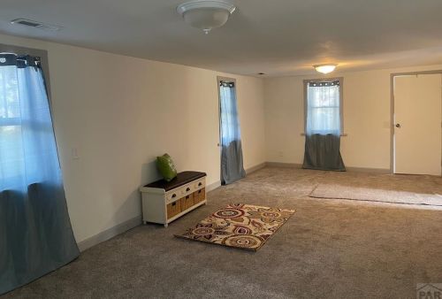 1129 25th Ln, Pueblo, CO 81006-2011