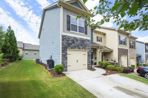 161 Spring Way Sq, Holly Springs, GA 30114-1230
