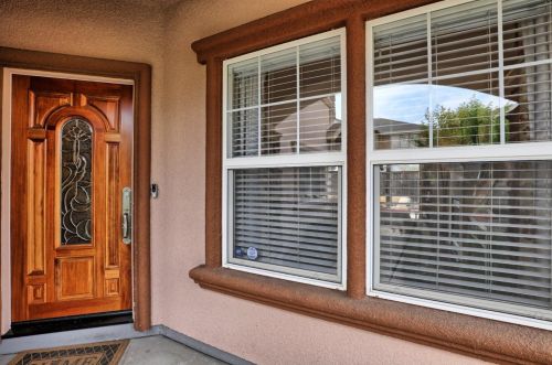 715 Creekside Ct, Gilroy, CA 95020-7566
