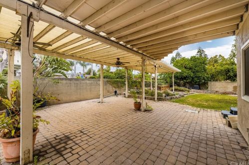 121 Barbara St, Anaheim CA  92806-3825 exterior