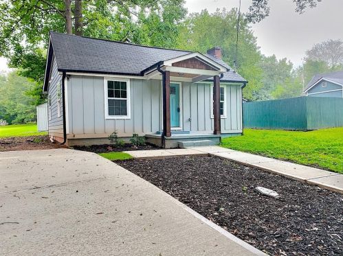 5470 Peak St, Mableton, GA 30126-2147