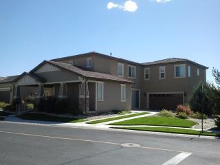 1710 Emerald Bay Dr, Reno, NV 89521-4143