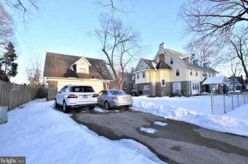 2201 53rd St, Philadelphia PA  19131-2301 exterior