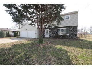 110 Poplar St, Mascoutah, IL 62258-1436