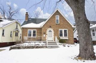 703 Forrest Hill Ave, Peoria, IL 61604-1414