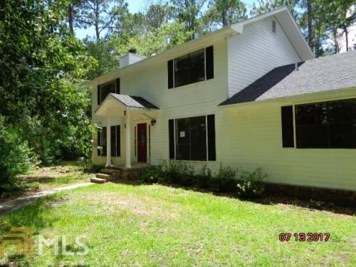 595 Marys Dr, Woodbine, GA 31569-4341