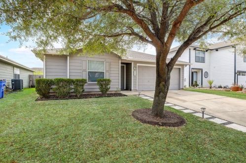 11503 Burton St, Webberville, TX 78653-5365
