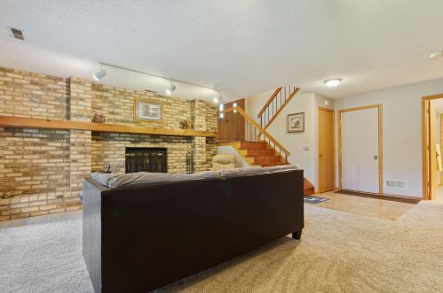 3367 Juliet Dr, Saint Paul MN  55125-3857 exterior