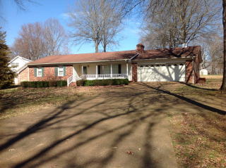 220 Oak Dr, Dresden, TN 38225-1504