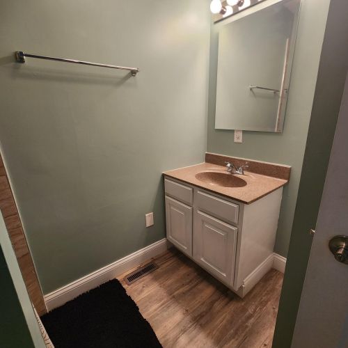 534 Shelby St, Hobart IN 46342-4721 exterior