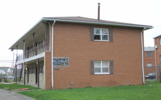 1418 Selkirk Rd, Columbus OH  43227-3254 exterior