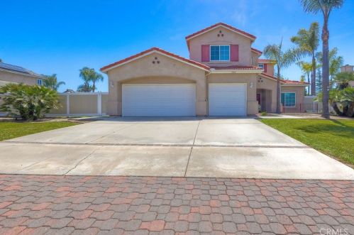 5765 Spur Ave, Oceanside, CA 92057-5715