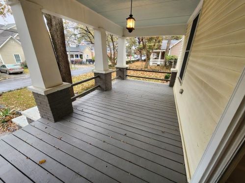 1055 Longley Ave, Atlanta GA  30318-5207 exterior