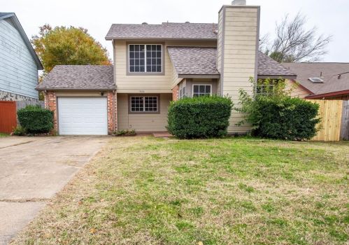 4656 Bracken Dr, Fort Worth TX  76137-1536 exterior