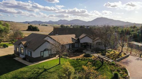 17733 Puerto Oro Ln, Ramona, CA 92065-5810
