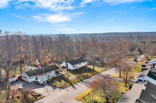 180 Dorothy Dr, Torrington CT  06790-4211 exterior
