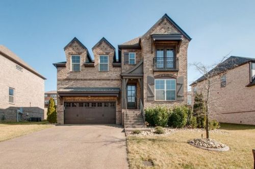 4216 Stone Hall Blvd, Hermitage, TN 37076-2081