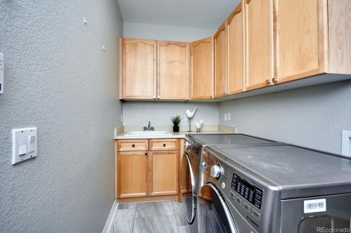 19328 Fair Dr, Aurora CO 80016-6175 exterior