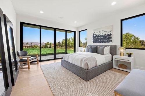 7663 Corto Rd, Anaheim CA  92808-1348 exterior