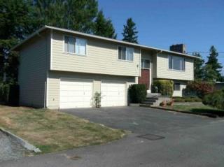 8415 235th Pl, Edmonds, WA 98026-8654