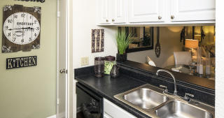 180 Bpw Club Rd, Carrboro NC  27510-2589 exterior
