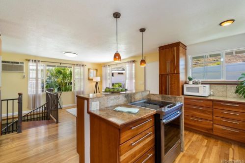 1530 Ainakoa Ave, Honolulu HI  96821-1114 exterior