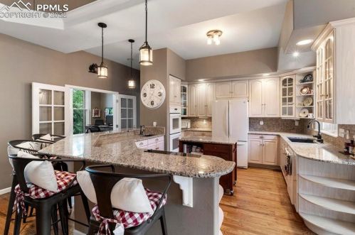 1000 Sun Valley Dr, Woodland Park CO 80863-9076 exterior