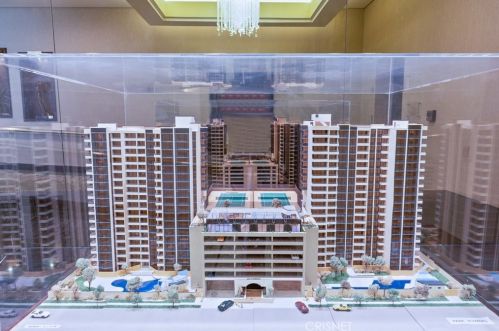 345 Pioneer Dr, Glendale CA  91203-1787 exterior