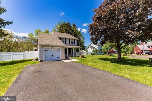 4 Dogwood Ct, Blenheim, NJ 08012-4305