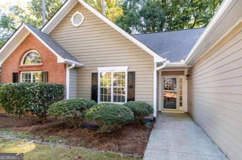 2855 Cressington Bnd, Kennesaw, GA 30144-6090