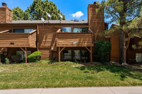 4266 Richfield Way, Denver CO 80013-3282 exterior