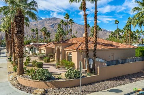 1690 Maricopa Dr, Palm Springs, CA 92264-9224