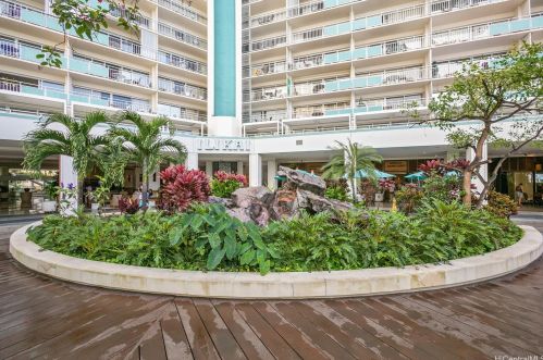1777 Ala Moana Blvd, Honolulu HI  96815-1683 exterior