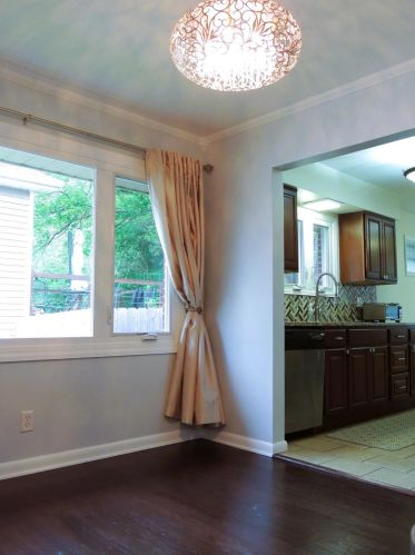 1305 Wood St, Valpo IN 46383-5140 exterior